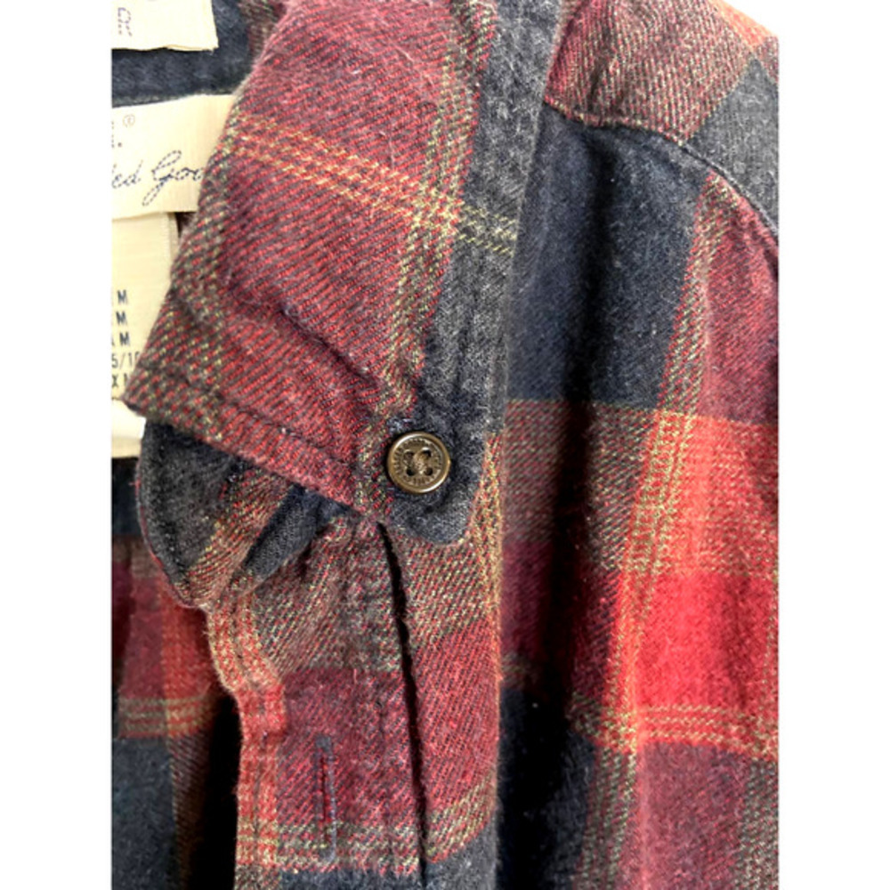 Flannel - Picture 3 of 8
